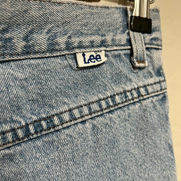 Vintage Lee Jeans with Pleated Front, No Back Pockets, Size 10 - Picture 5 of 7